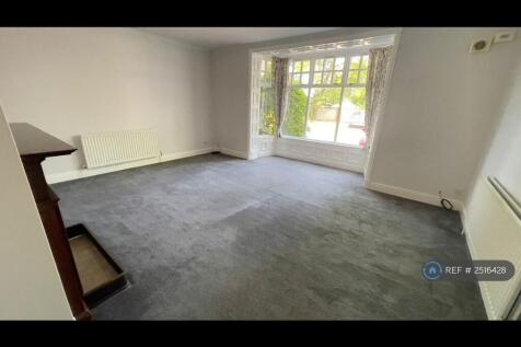 Living Room (Size - 6.09 x 5.6 In Metres)