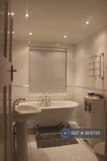 Upstairs Bathroom And Toilet