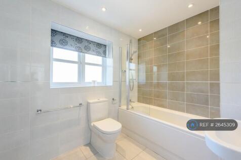 Second Floor - Bathroom / Ensuite