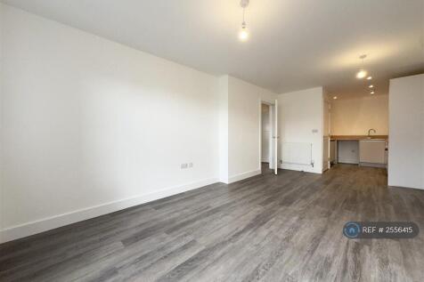 Open Plan Lounge &amp; Kitchen