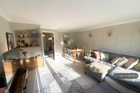 Living Room/ Dining Room 2