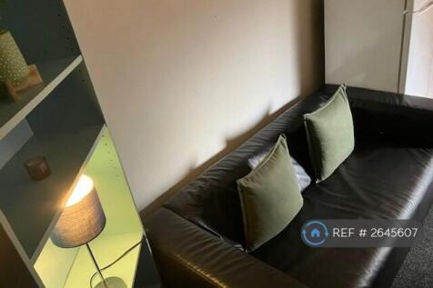 Kitchen Seating Area