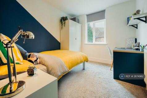 First Floor Rear Bedroom