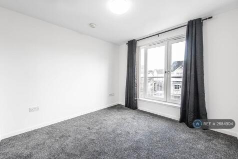 Large Double Bedroom