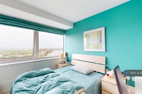 Bedroom 2 (With West London Views)