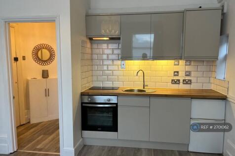 Stylish Kitchen With Solid Oak Worktop