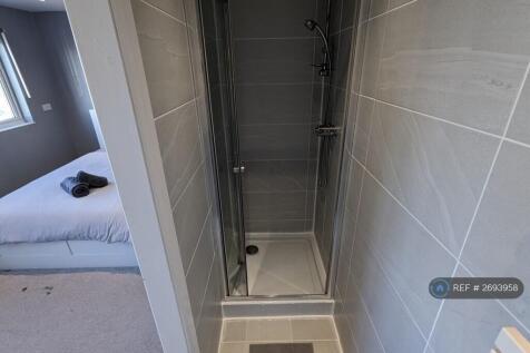 En-Suite One 1