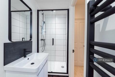 First Floor Bedroom Ensuite