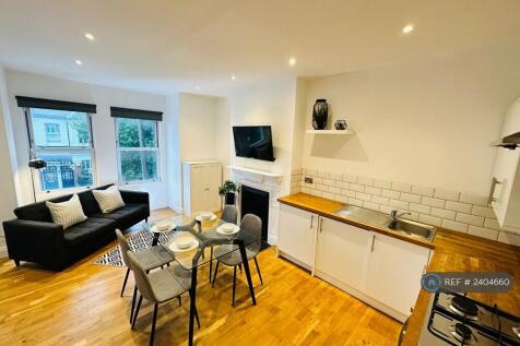 Kitchen / Living Room