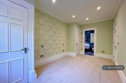 Main Bedroom With En Suite