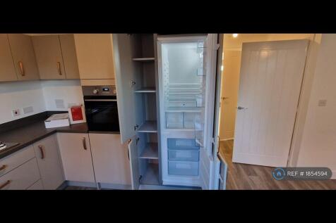 Integrated Fridge/Freezer