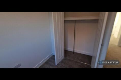 Bedroom 2 With Inbuilt Wardrobe