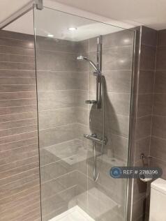 Bathroom Walk In Shower