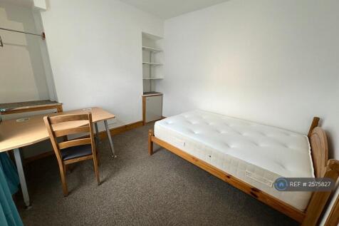 Bedroom 1b Ground Floor