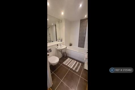 Bath And Power Shower