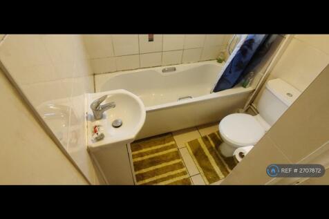 Downstairs Bathroom &amp; Toilet 