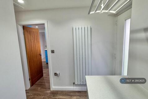 Utility Room (1.8m x 2.5m)