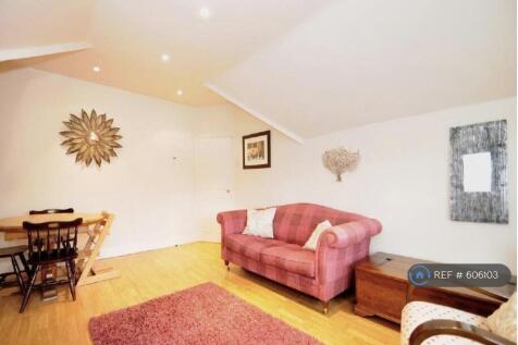 Living Space Photo 2