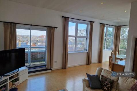 Living Room - Dining Area Space