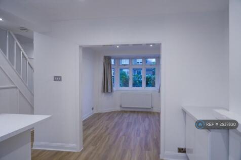 Front Room From Kitchen/Diner