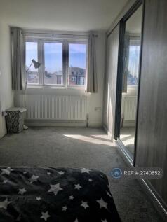 Large Master Bedrrom 1 