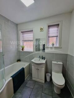 BATHROOM 2