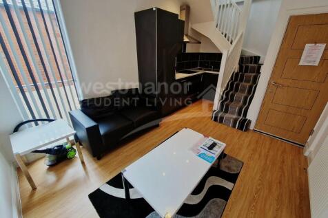 FLAT 8
