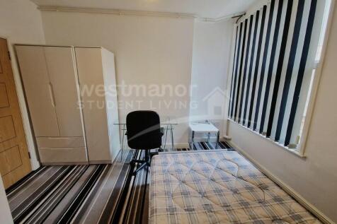 FLAT 4