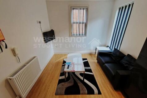 FLAT 8