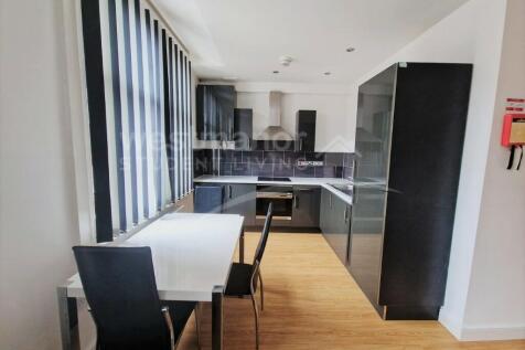 FLAT 10