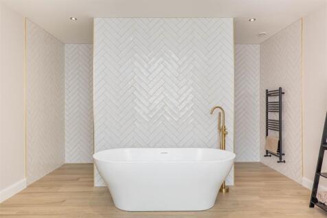 Master Bedroom Ensuite