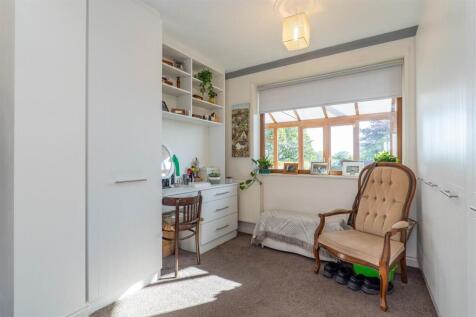 Master Bedroom Dresser