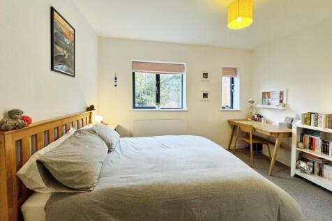 editedimage-3a9963db-3c2d-45e1-bd67-f810b0e297cf 2