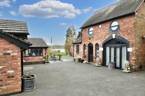 Coach House