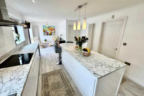 Kitchen/Diner (First