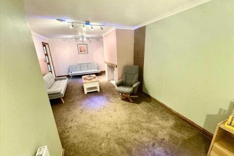 Lounge (Ground Floor