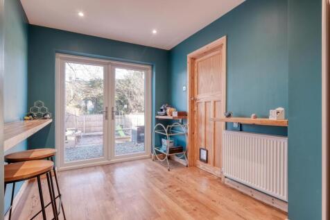 Lounge / Kitchen / Diner