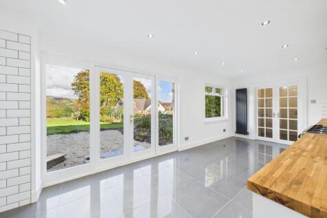 Kitchen Views to Garden 1