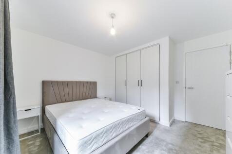Fairbank Apartments,