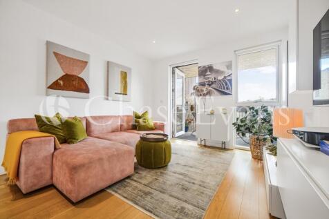 Hand Axe Yard, St Pa