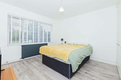 Windermere Crescent_6.jpg
