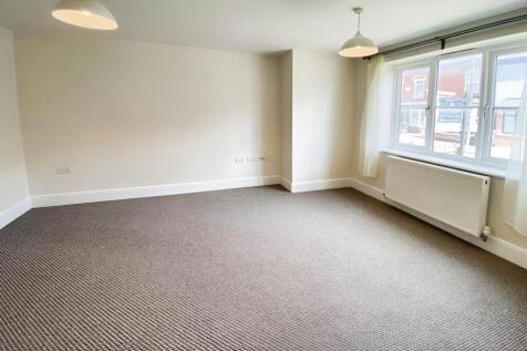 Living Dining Area
