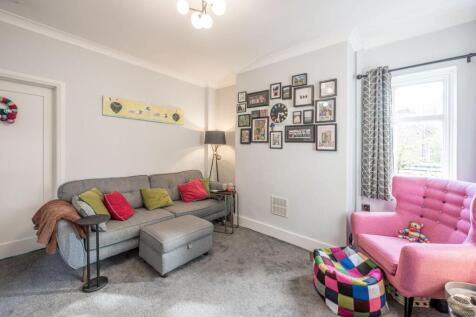 Lounge 2