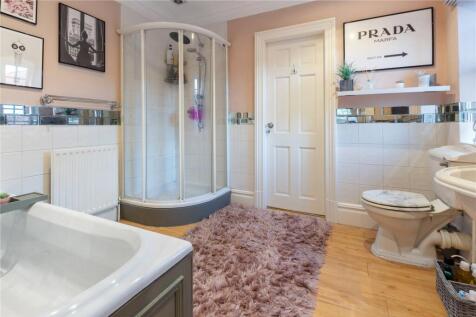 Jack &amp; Jill En-Suite