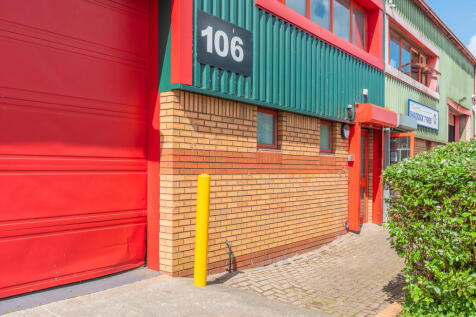 106 Queensway Meadows, Newport WEB-3.jpg