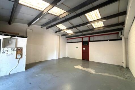 Unit 31 Hirwaun Industrial Estate 2.jpg