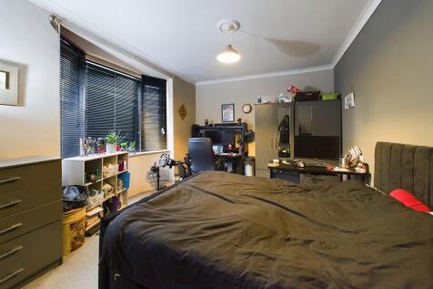 CAM01835G0-PR0131...