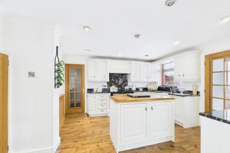 CAM01835G0-PR0193...