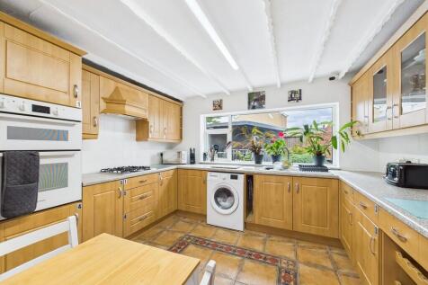 CAM01835G0-PR0257...