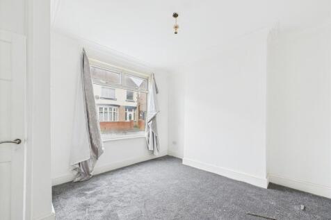 CAM01835G0-PR0261...